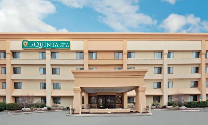 Mansfield Hotel | La Quinta by Wyndham Mansfield OH