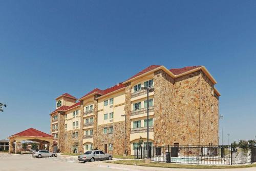 McKinney Hotel | La Quinta by Wyndham McKinney