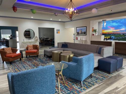 Moore Hotel | La Quinta by Wyndham Oklahoma City - Moore
