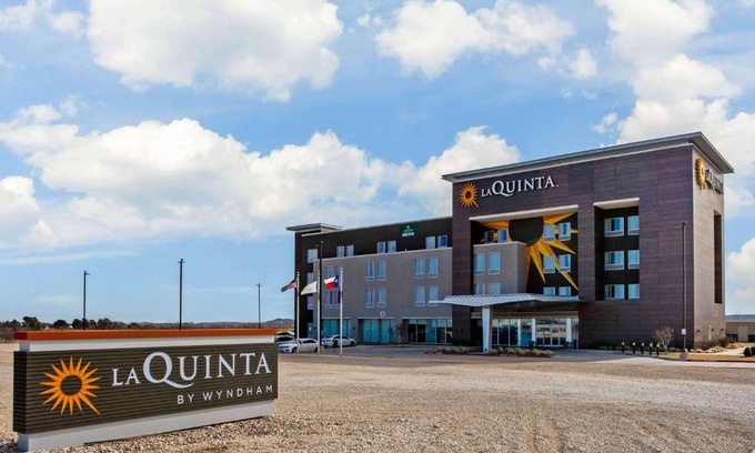 Sweetwater Hotel | La Quinta by Wyndham Sweetwater East