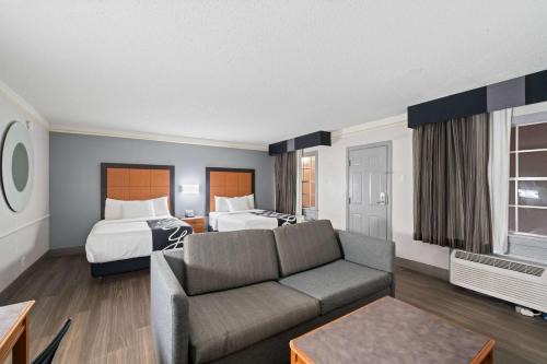 Central City Hotel | La Quinta Inn by Wyndham Corpus Christi North