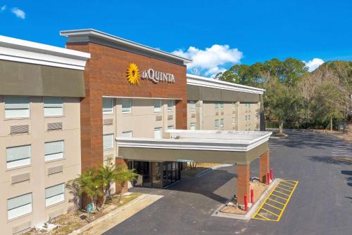Southside Hotel | La Quinta Inn & Suites by Wyndham Jacksonville Mandarin