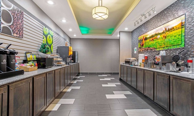 Paducah Hotel | La Quinta Inn & Suites by Wyndham Paducah