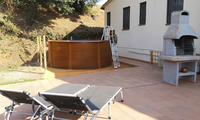 Llagostera House | La Rajoleria ideal for families and disconnect.