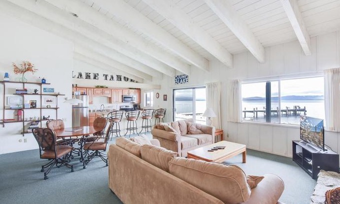 Mammoth Lakes Apartment | La Residence 4 N6 - One Bedroom Loft Condo