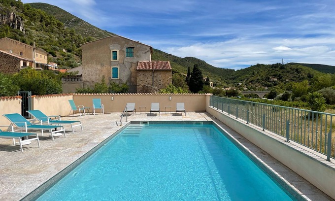 Roquebrun House | 'La Rêve' Spacious & stylish holiday house in Roquebrun