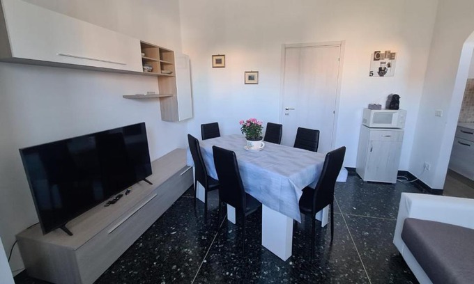 Vado Ligure Apartment | La Rinascita