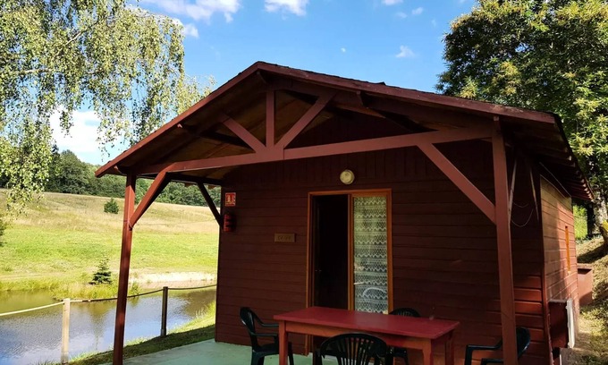 Abjat-sur-Bandiat Ski Chalet | La Ripole Campsite * - Chalet Campahutte 3 rooms 4 people Without Toilet blocks