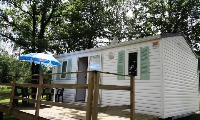 Abjat-sur-Bandiat House | La Ripole Campsite * - MOBILE HOME BIKINI 3 rooms 4 people