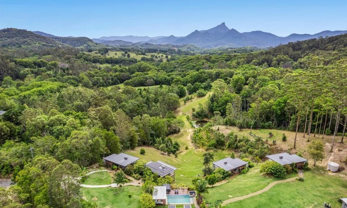 Smiths Creek Villa | La Rochér Eco Retreat