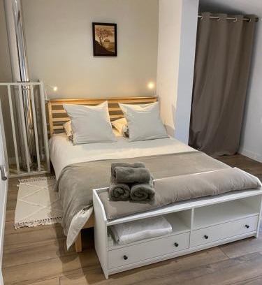 Grignan House | La Romance de Grignan