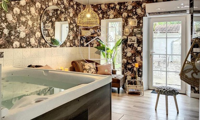 Dourdan Villa | La Romantique des Rois # Jacuzzi # Sauna