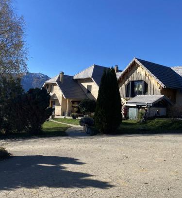 Saint-Bonnet-en-Champsaur Apartment | La Rose des Vents