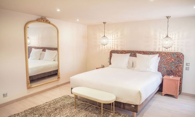 Caux Apartment | La Roseraie, Appartement Chaleureux et Douillet Avec spa