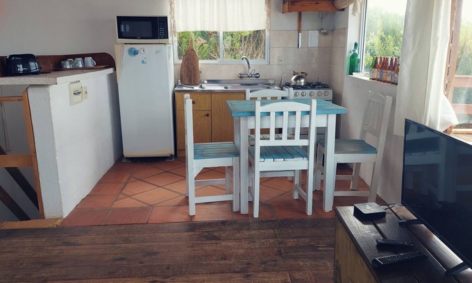Punta del Diablo Cabin | La Ruca An is located 50 m from the Rivero beach, ideal for relaxation.