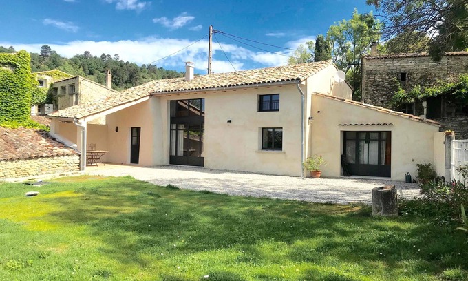 Souspierre House | "LA SAULÉE", CHARMING GÎTE IN DRÔME PROVENÇALE