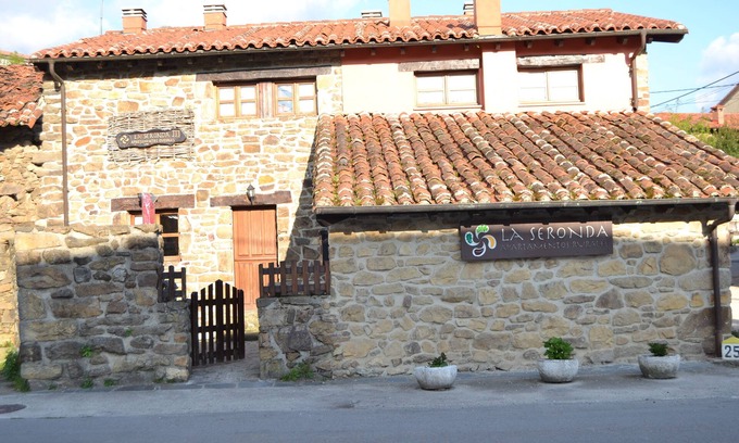 Bueres Apartment | La Seronda de Redes Apartment 4 pax