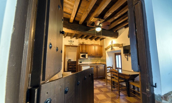 Malpartida de Plasencia Cottage | La Solana Rural Cottage for 4 people