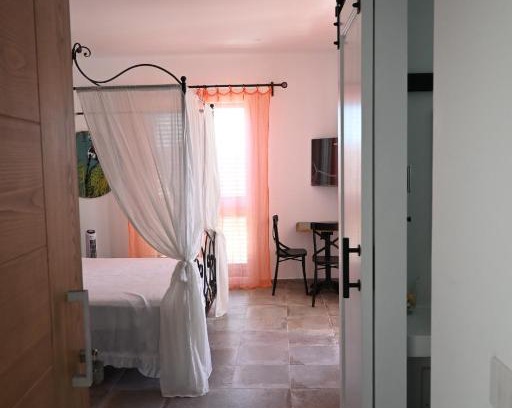 Cattolica Eraclea House | La stanza del vicolo
