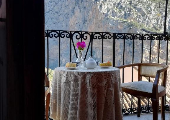 Civita Bed & Breakfast | La Stella
