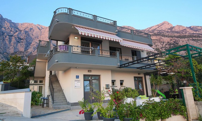 Veliko Brdo Apartment | La Storia Apartments