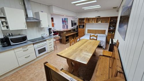 Cazalegas Apartment | La Sucursal