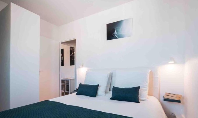 Charleville-Mezieres Apartment | La Suite 7 Gîte Urbain