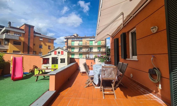 Sarzana Apartment | La Terrace