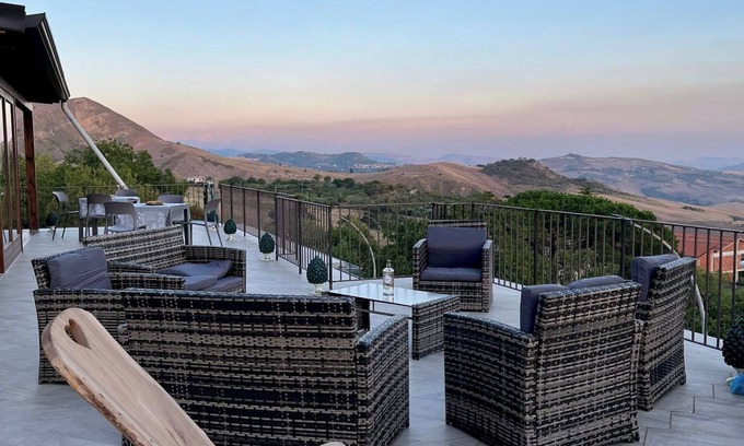 Raffo Bed & Breakfast | La Terrazza sulle Madonie