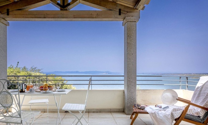 Terra Mala House | La Terrazza Sul Golfo