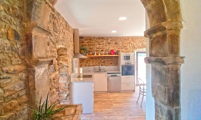 Santa Eulalia de Riuprimer Hotel | La Torre del Vilar