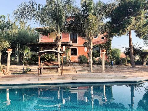 Casillas House | La Toscana