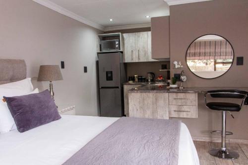 Three Rivers House | La Tranquil
