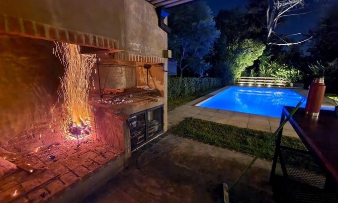 Sierra de los Padres House | La Tribu, House with pool and whirlpool, ideal for families