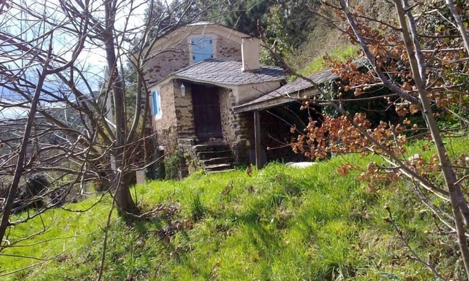 Prelo House | La Ventana Azul Lovely country house, Navia Valley. SPECIAL OFFER