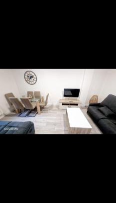 Burgos Apartment | La ventana de San isidro