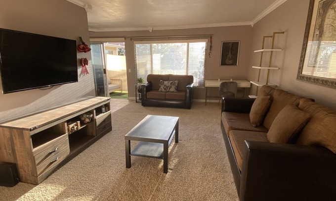 Bonita Condo | La Verne Entire Condo with Balcony view