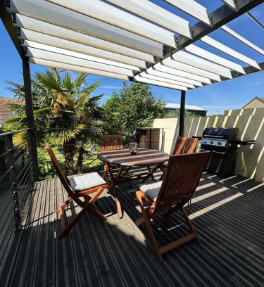 Miroir - Batignolles House | La Victoria - Charmante maison en centre ville - Gare - Jardin