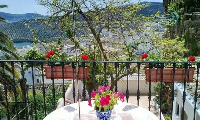 Iznajar House | La Villa, Alojamiento Rural