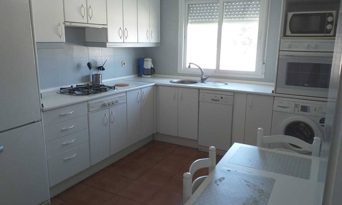 Villanueva de la Canada House | La Villa Azul . En Plena Naturaleza a 25 Minutos de Madrid
