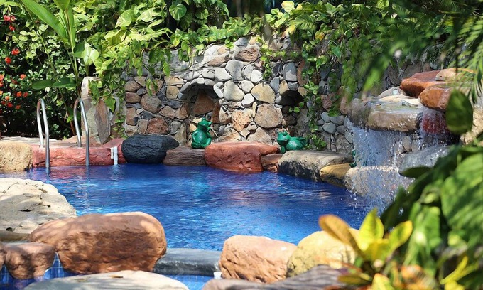 Platanitos Villa | La Villa Bella