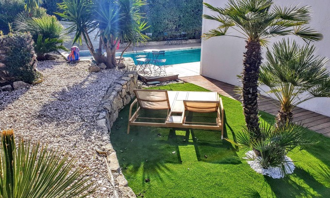 Sanary-sur-Mer Bed & Breakfast | La Villa Blanche