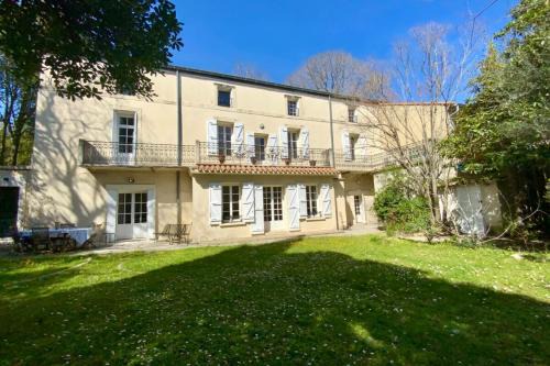 Les Beaux-Arts Villa | La Villa de l'Horloge - Family in Montpellier!