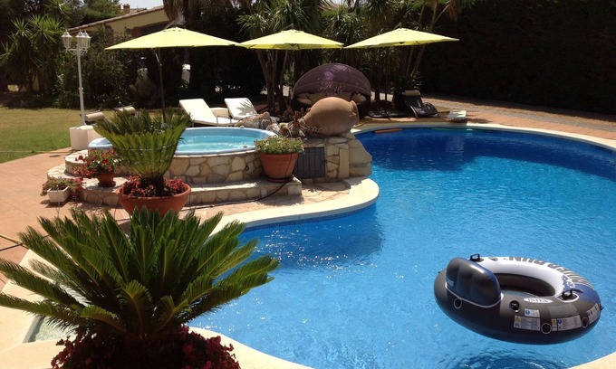 Perelada Villa | La Villa du Golf de Peralada Located on the prestigious Golf de Peralada