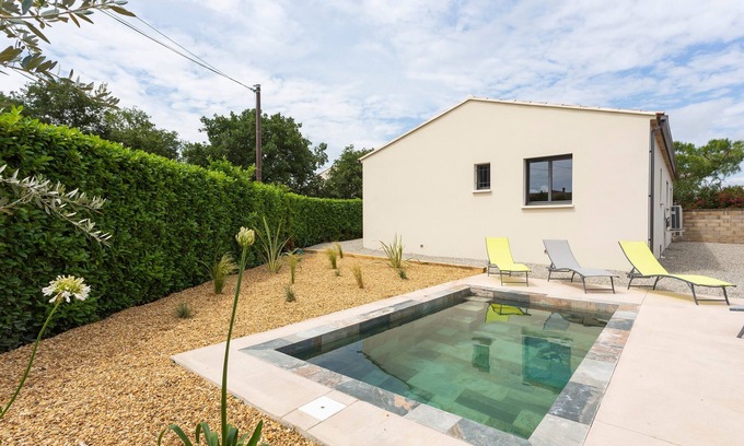 Saint-Victor-la-Coste House | La Villa d'Angèle - Villa climatisée avec piscine