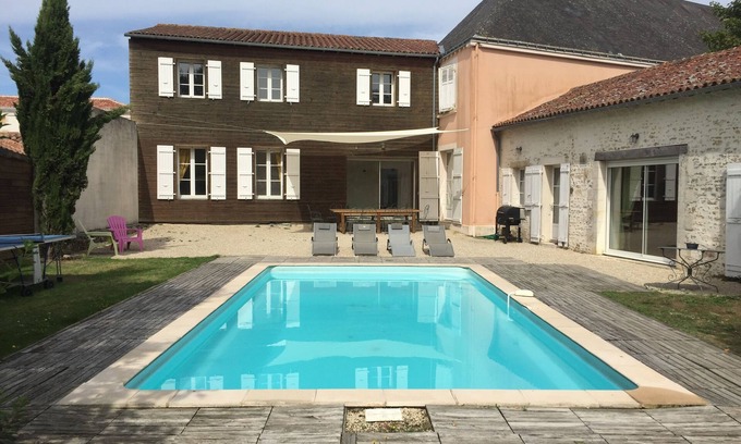 Bourneau Villa | La Villa, private garden and swimming pool in exceptional location with château