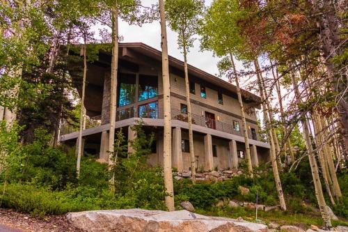 Salt Lake Mountain Resorts House | La Vista