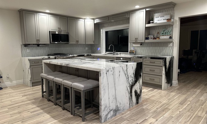 Harbor House | Labor Day Sale: Near Disneyland, Knotts & Aquarium!