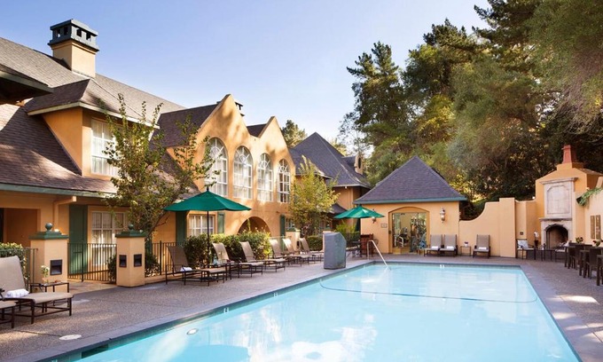 Moraga Blvd Hotel | Lafayette Park Hotel & Spa