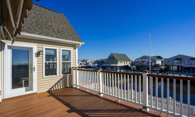 Little Egg Harbor House | Lagoon Front with Dock Family/Friend Retreat